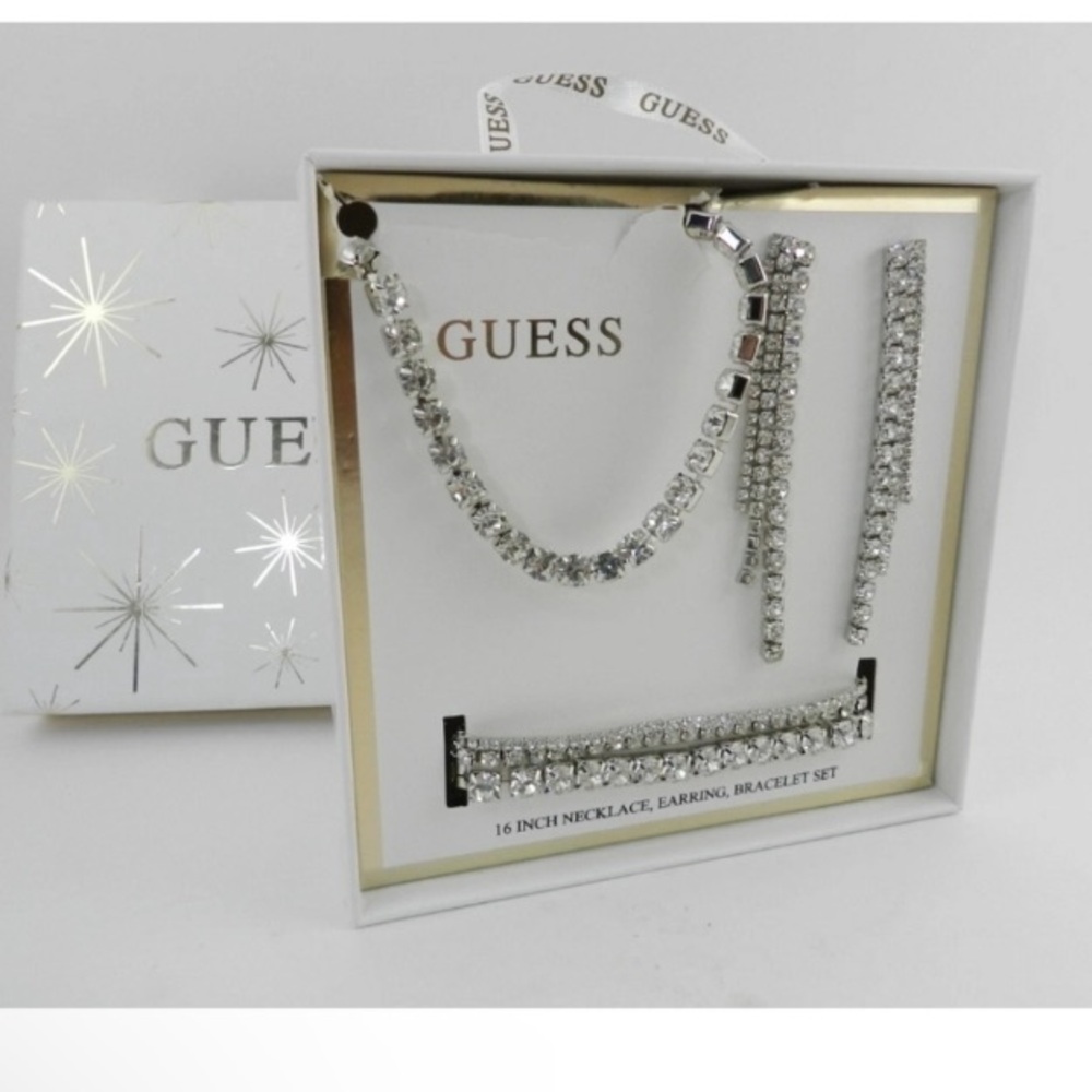 Guess Silver Rhinestone Jewelry Set - Necklace, Earrings & Bracelet NIB MSRP $38 - Picture 2 of 7